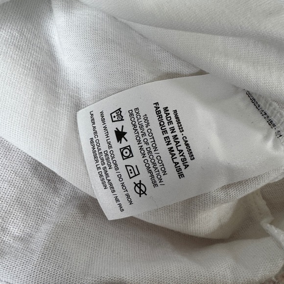 NWT Nike The Nike Tee Together We Fly Graphic T-Shirt Womens Size‎ M - Picture 4 of 5